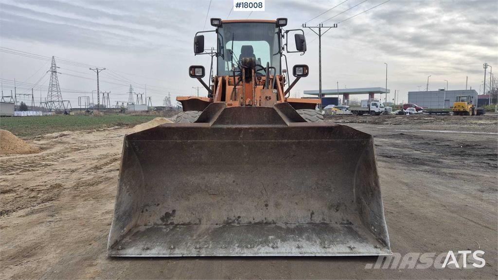 Doosan DL 250 Gumikerekes homlokrakodók