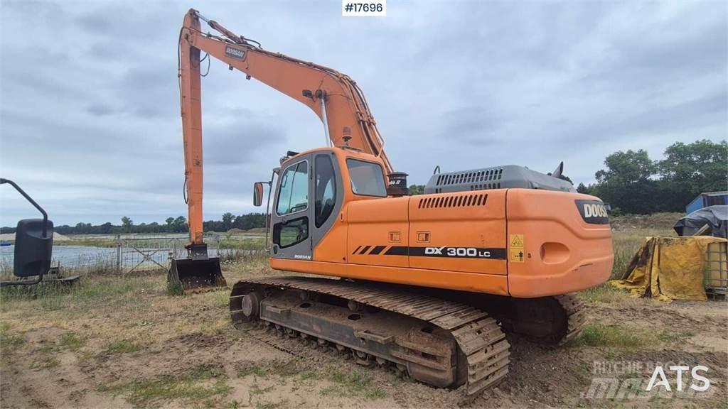 Doosan DX 300 LC Lánctalpas kotrók