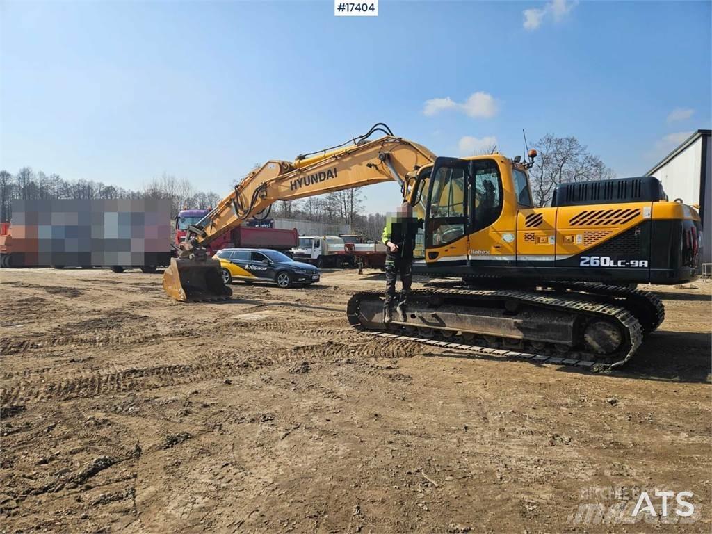 Hyundai R260LC Lánctalpas kotrók