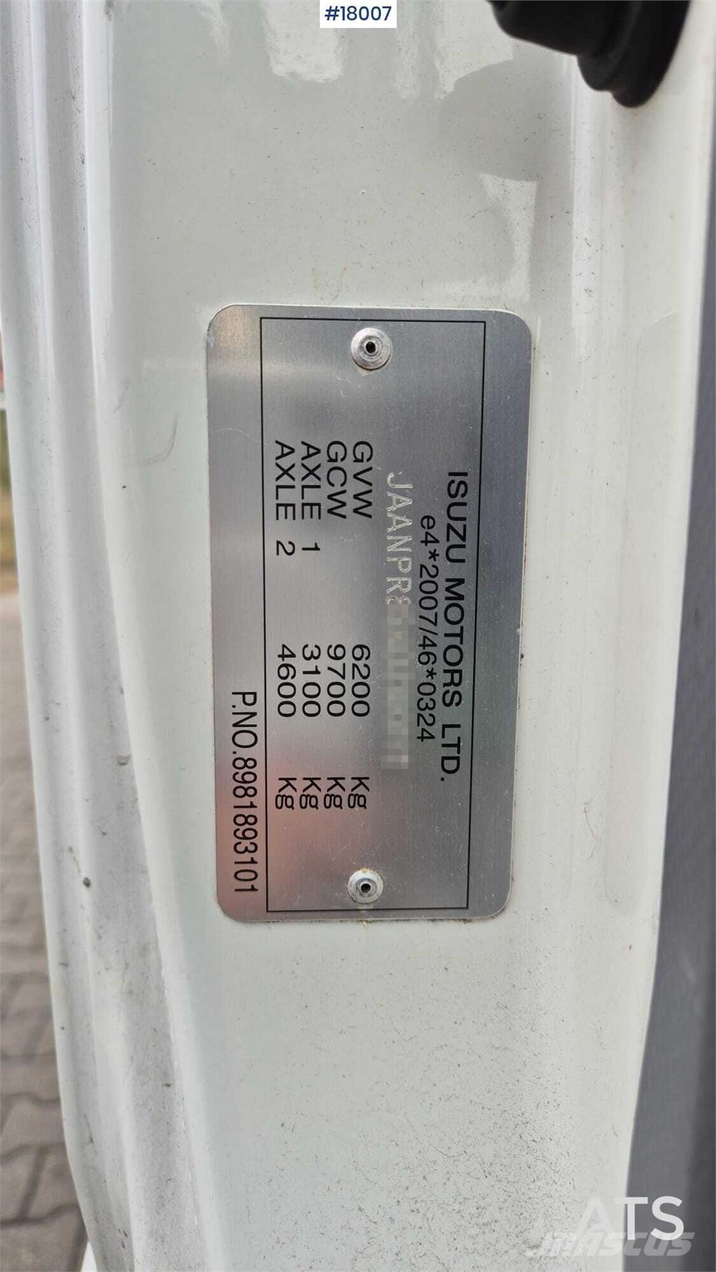 Isuzu N2R Darus teherautók