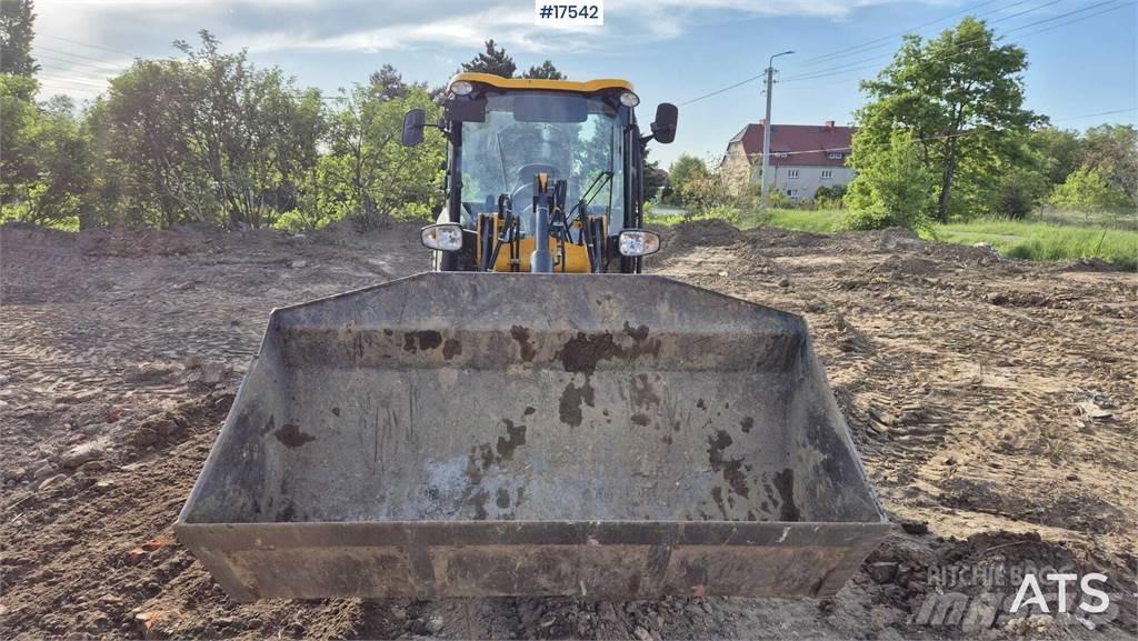 JCB 407 T4 Gumikerekes homlokrakodók