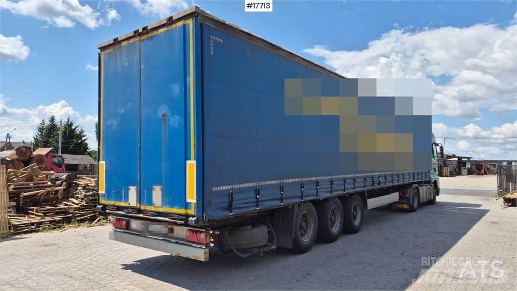 Krone SD Elhúzható ponyvás félpótkocsik