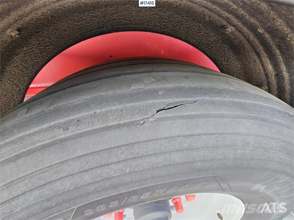 LAG 0-3-TI Tartályos félpótkocsik