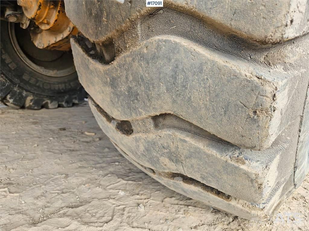 Liebherr L538 Gumikerekes homlokrakodók