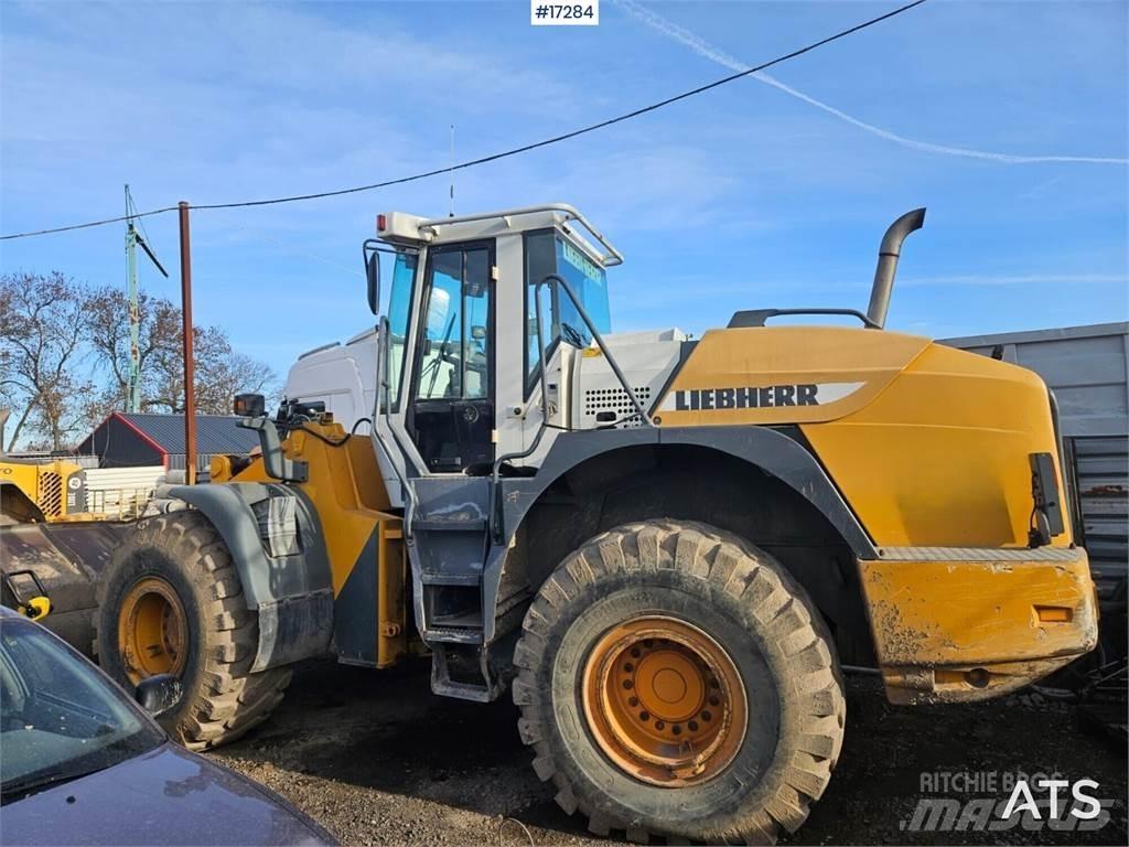 Liebherr L554 Gumikerekes homlokrakodók
