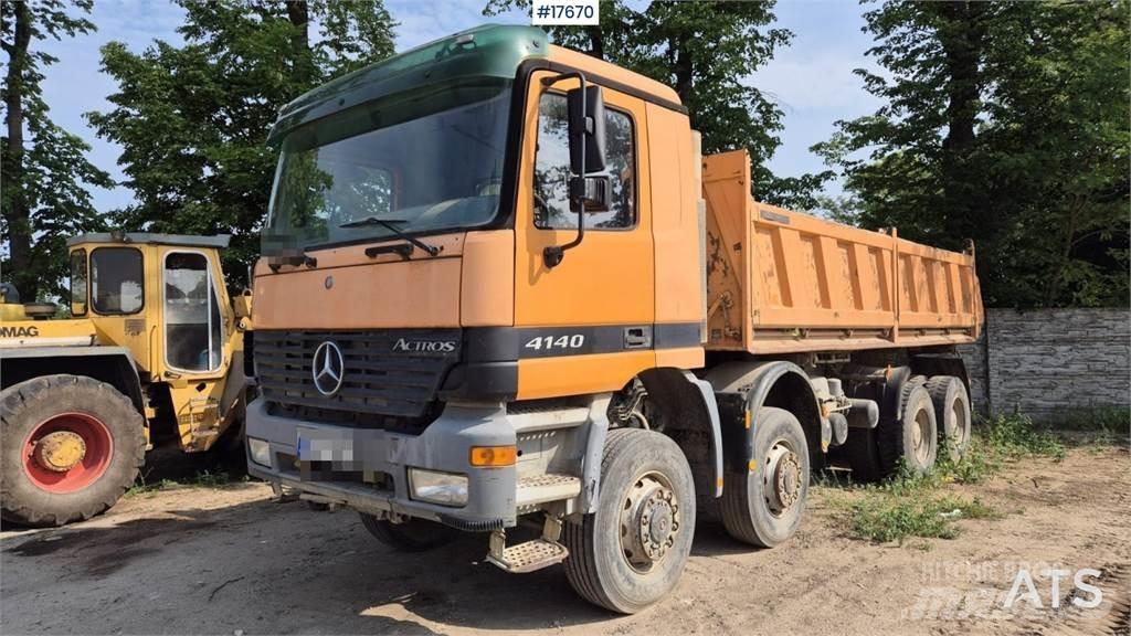 Mercedes-Benz 4140 Billenő teherautók