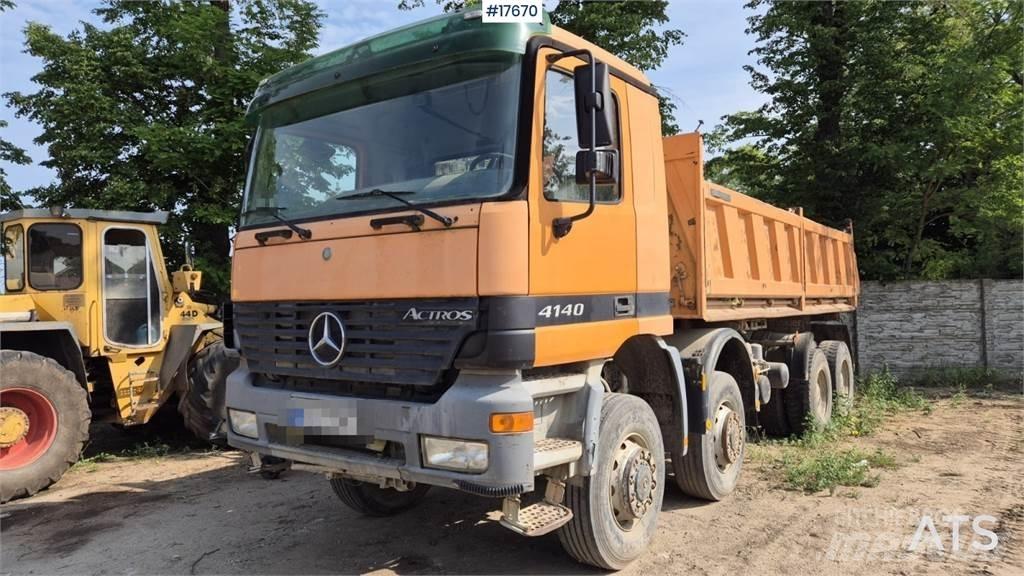 Mercedes-Benz 4140 Billenő teherautók