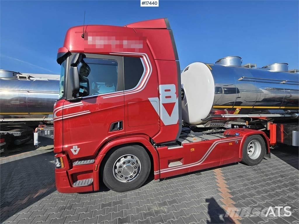 Scania R530 V8 Nyergesvontatók