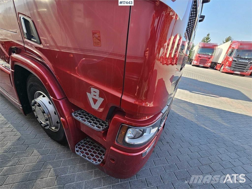 Scania R530 V8 Nyergesvontatók