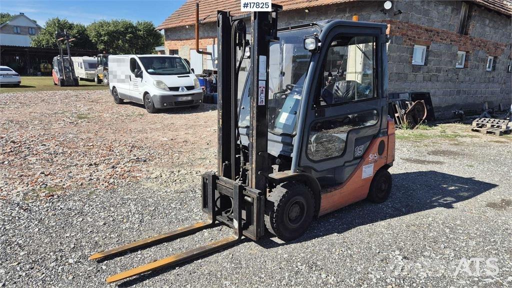 Toyota 02-8FGF15 Targoncák-Egyéb