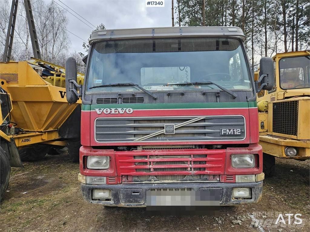 Volvo 420 8x4 Billenő teherautók
