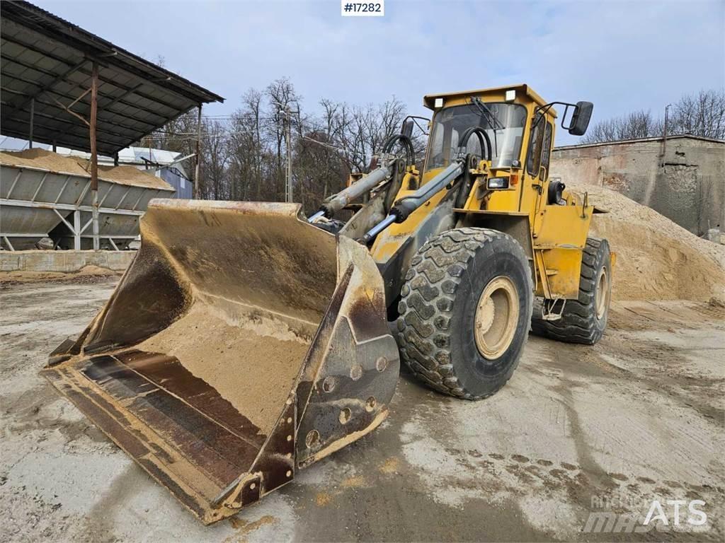 Volvo L120 Gumikerekes homlokrakodók