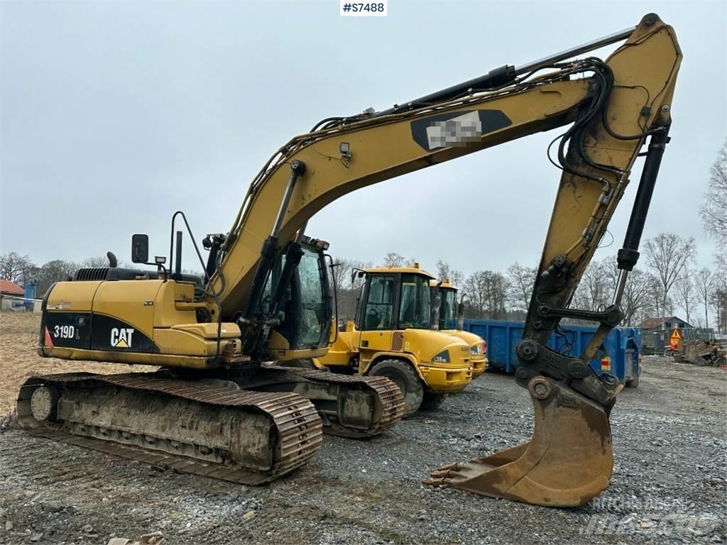CAT 319D Lánctalpas kotrók