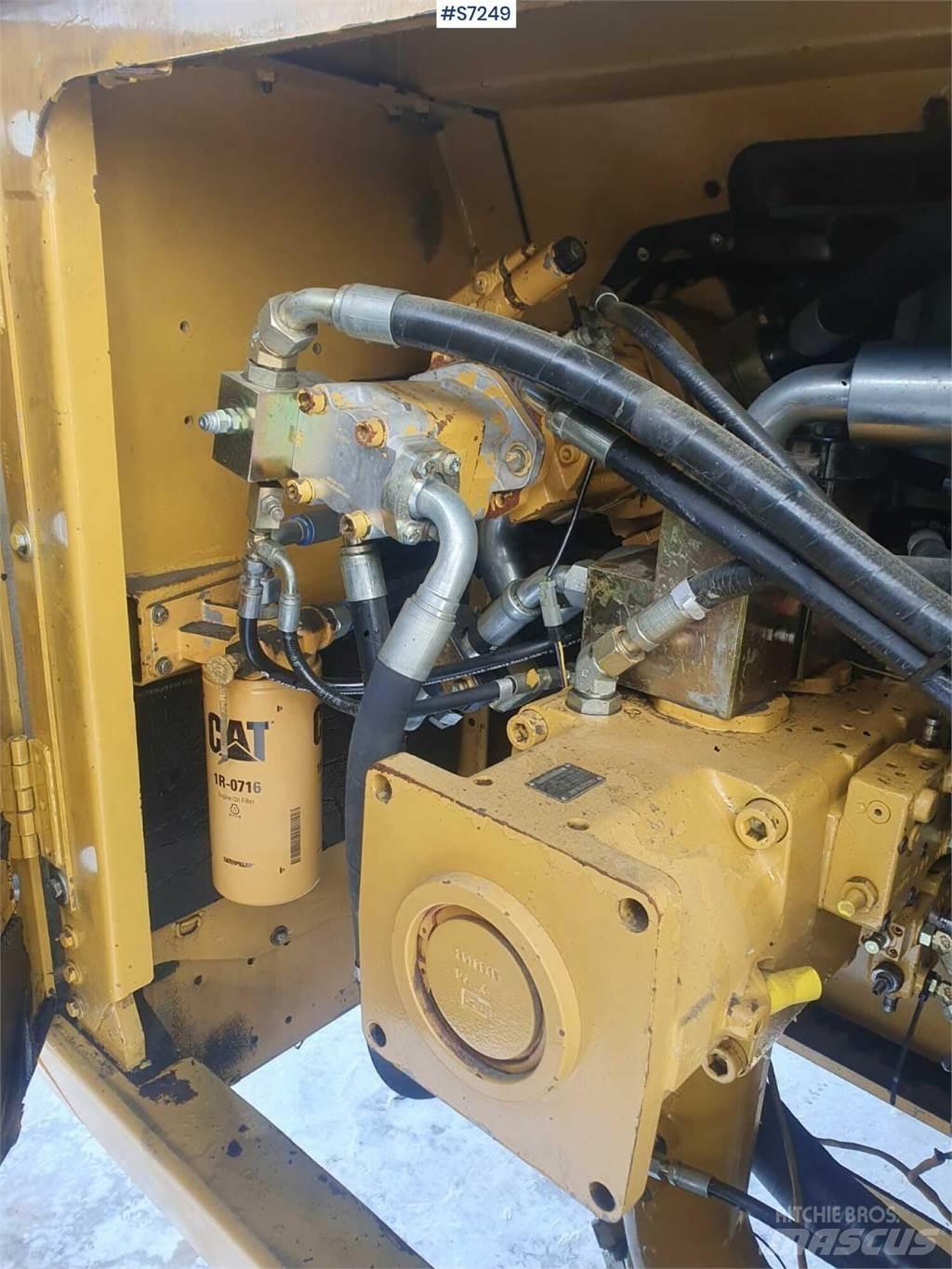 CAT 365C Lánctalpas kotrók