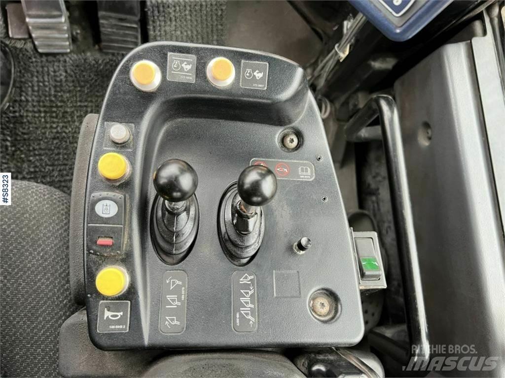 CAT 988H gumikerekes dózer
