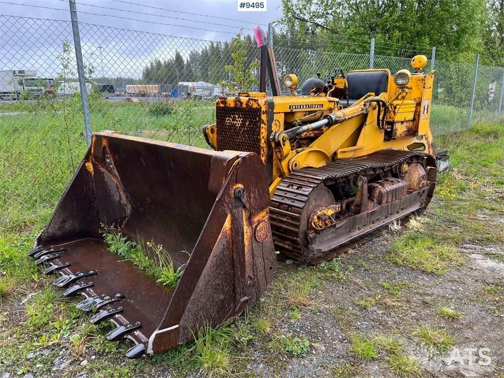 International L125 lánctalpas dózerek