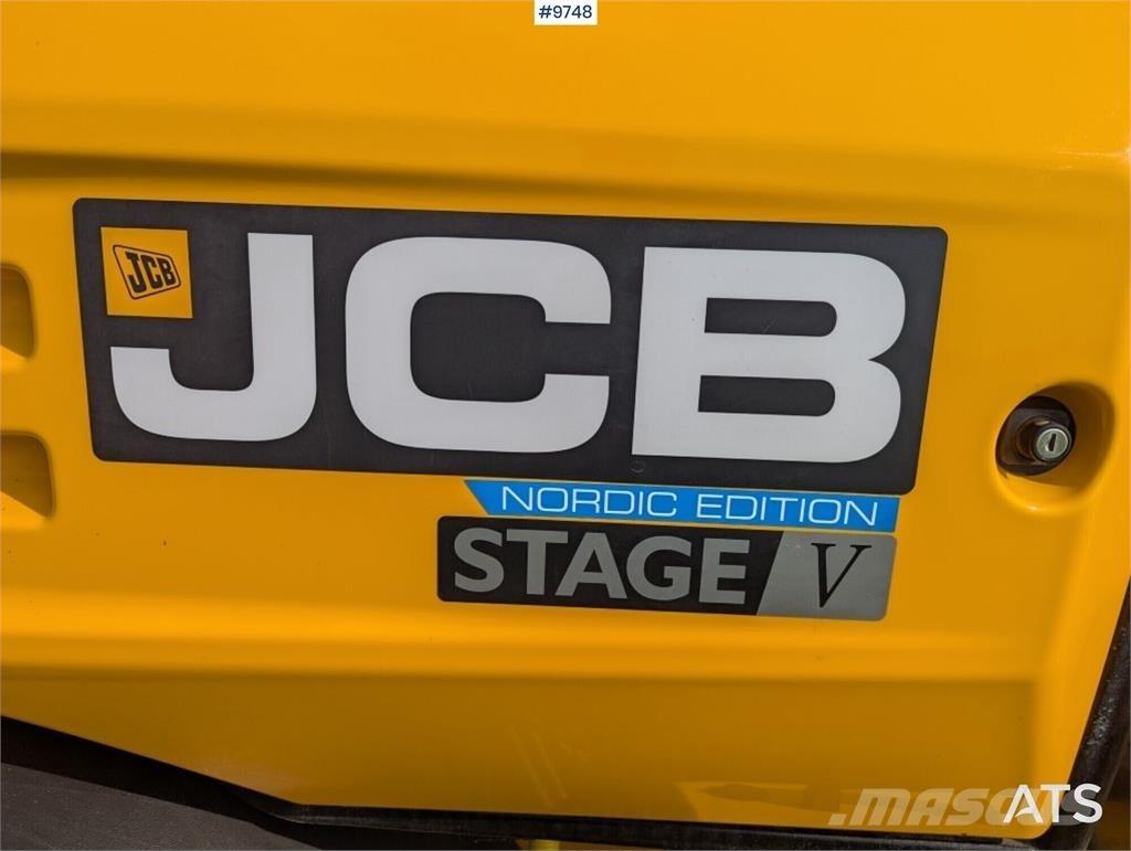 JCB 409 Gumikerekes homlokrakodók
