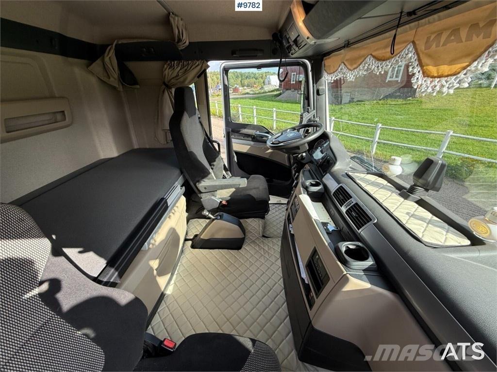 MAN TGX 26.500 6X2 Horgos rakodó teherautók