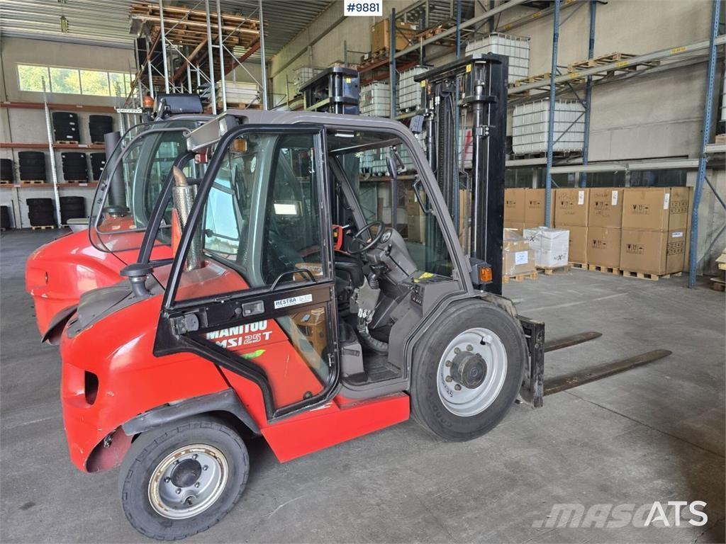 Manitou diesel truck Dízel targoncák