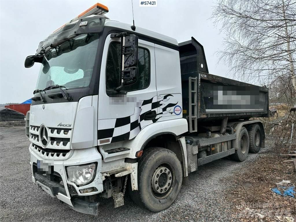 Mercedes-Benz Arocs Billenő teherautók