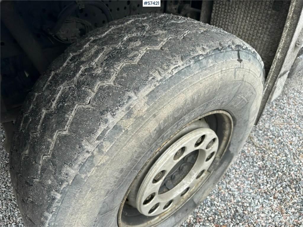 Mercedes-Benz Arocs Billenő teherautók