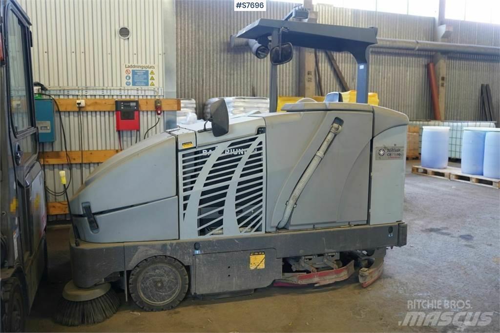 Nilfisk CR1200 Utcaseprő teherautók