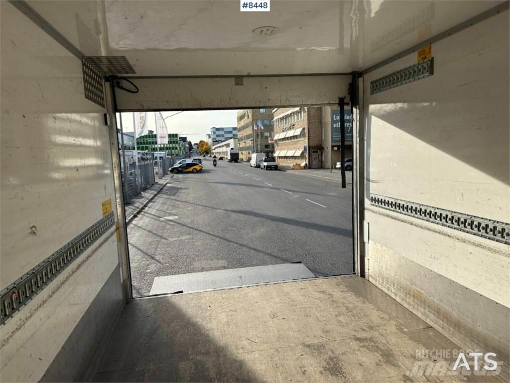 Scania P280B4X2NB Dobozos teherautók
