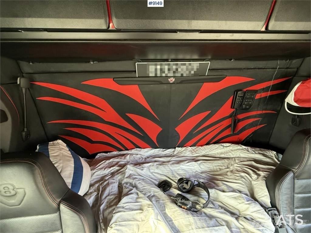 Scania S650B Dobozos teherautók