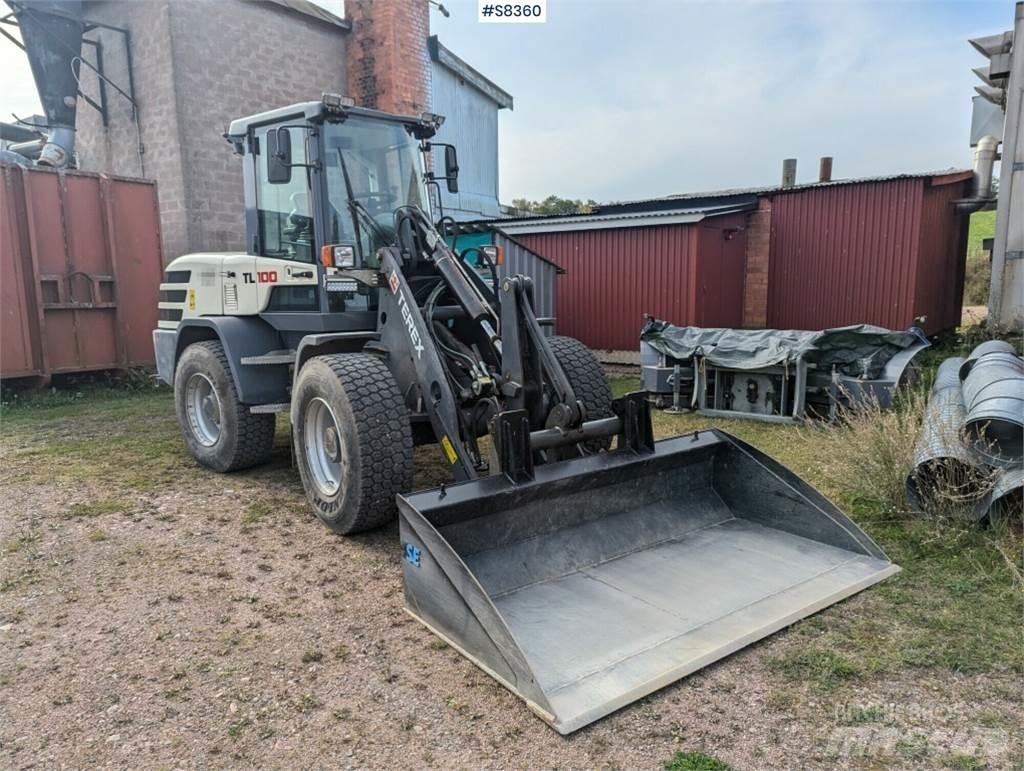 Terex TL100 Gumikerekes homlokrakodók