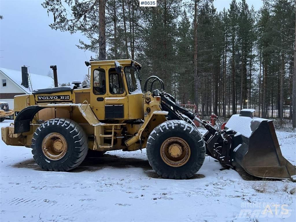 Volvo BM L120 gumikerekes dózer