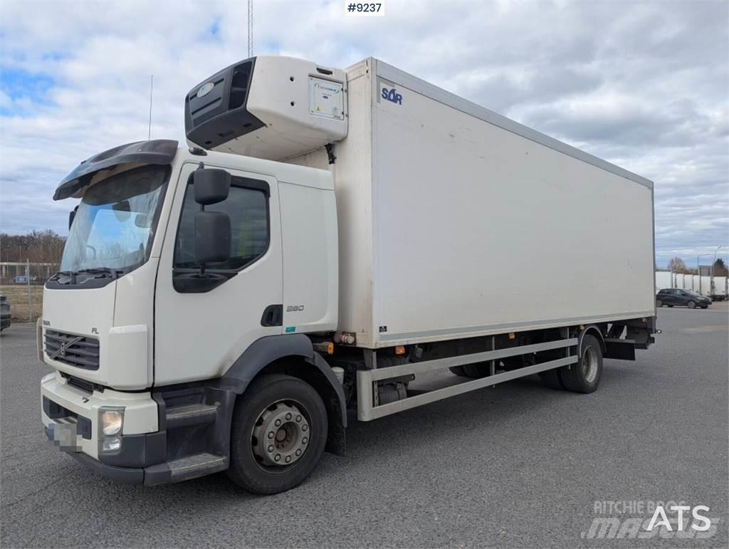 Volvo FL 4*2 Hűtő konténerek
