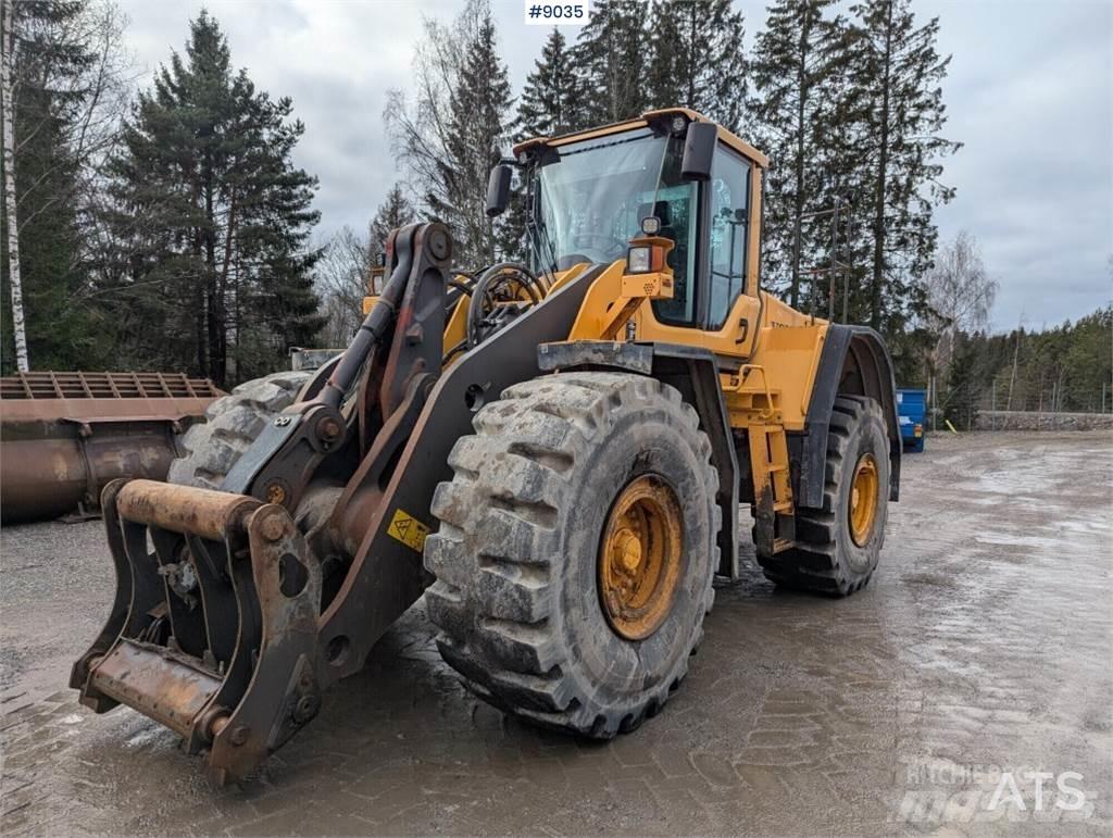 Volvo L180F gumikerekes dózer