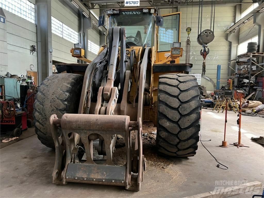 Volvo L220D Gumikerekes homlokrakodók