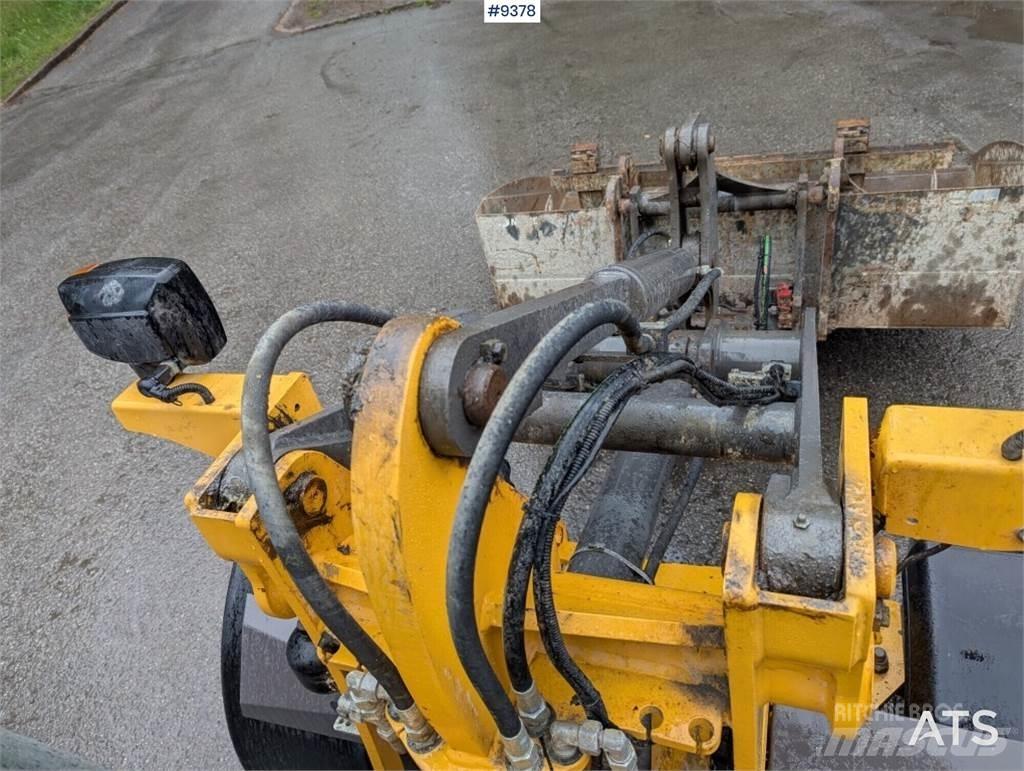 Volvo L25F gumikerekes dózer