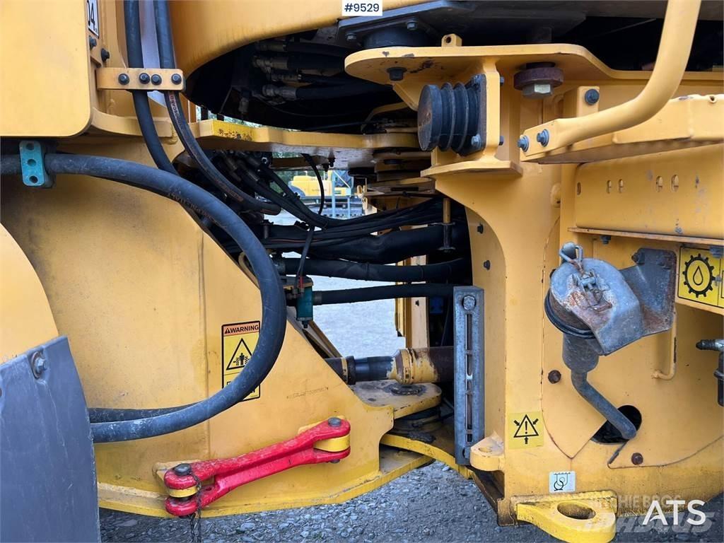 Volvo L60F Gumikerekes homlokrakodók