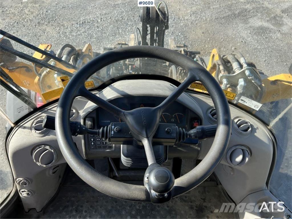 Volvo L60G Gumikerekes homlokrakodók