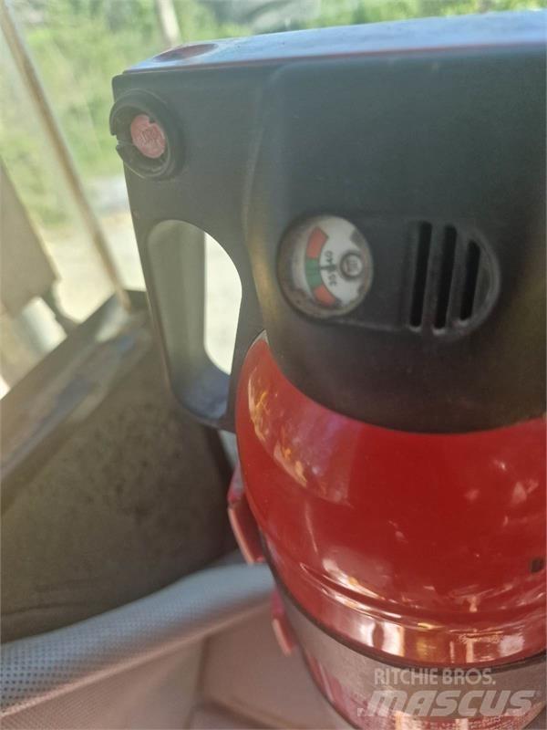CAT IT14G Gumikerekes homlokrakodók