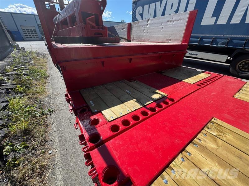 Doll  Egyéb pótkocsik