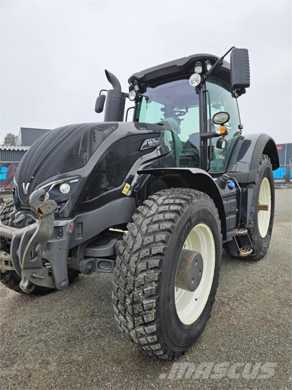 Valtra S374 Traktorok
