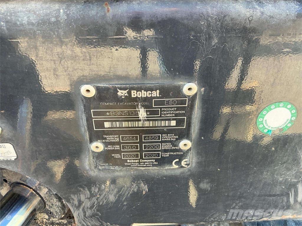 Bobcat E50 Lánctalpas kotrók