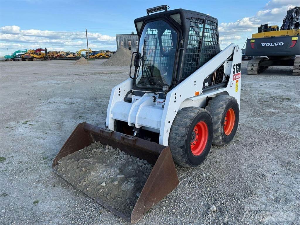 Bobcat S130 Mini homlokrakodók