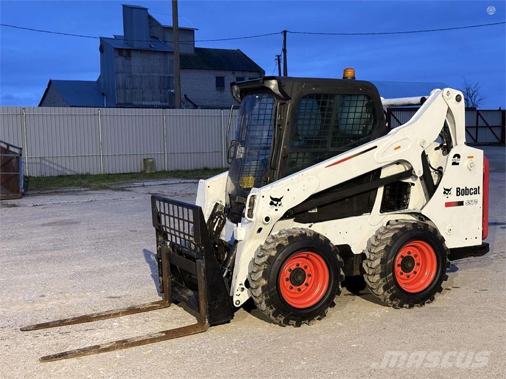 Bobcat S570 Mini homlokrakodók