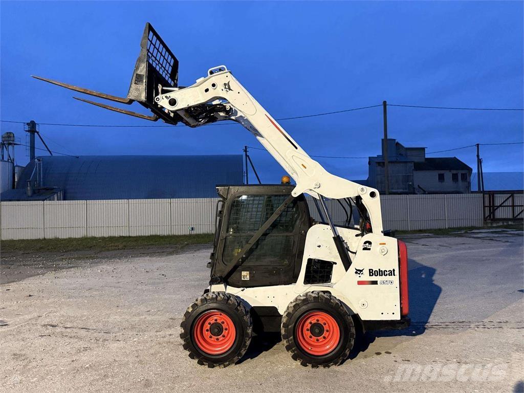 Bobcat S570 Mini homlokrakodók