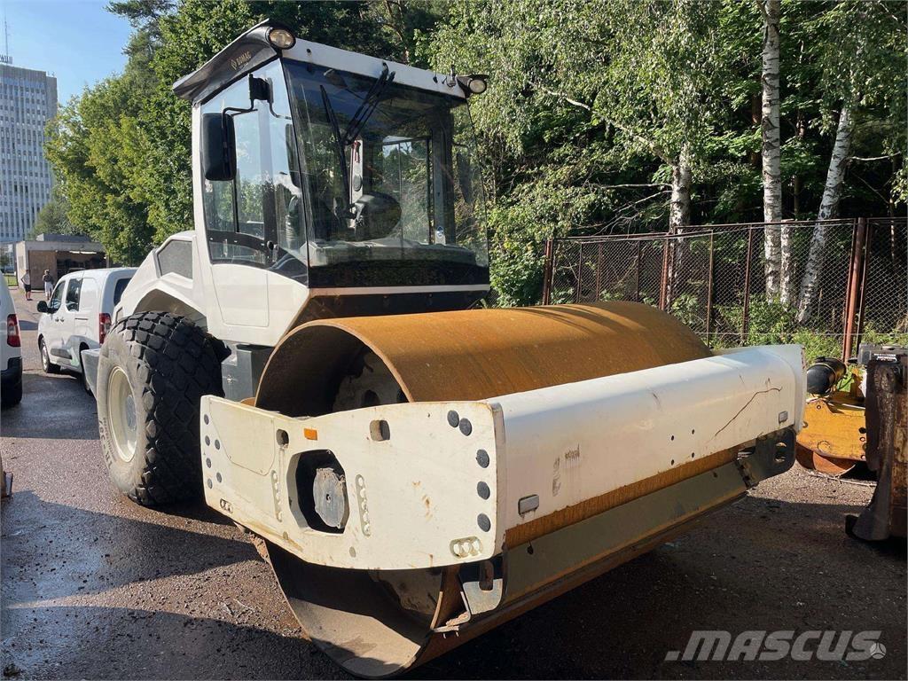 Bomag BW 211-5 Egydobos hengerek