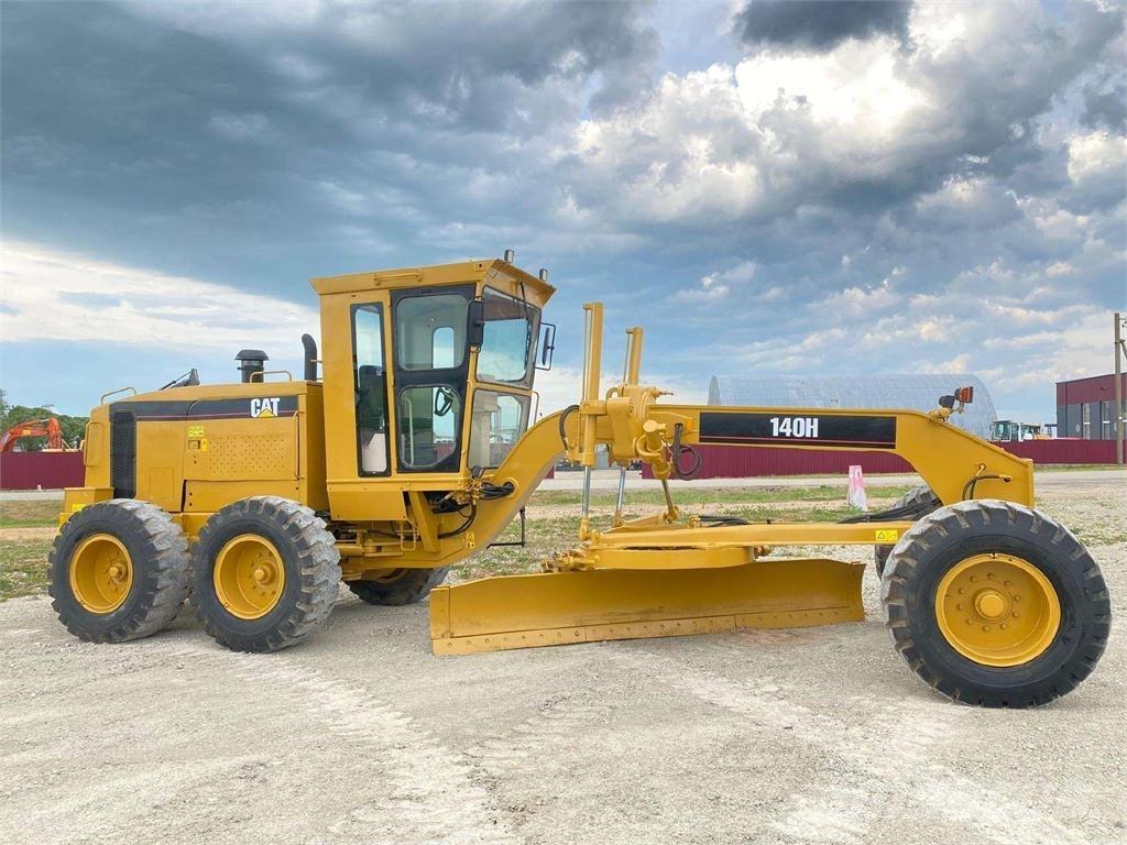 CAT 140 H Gréderek