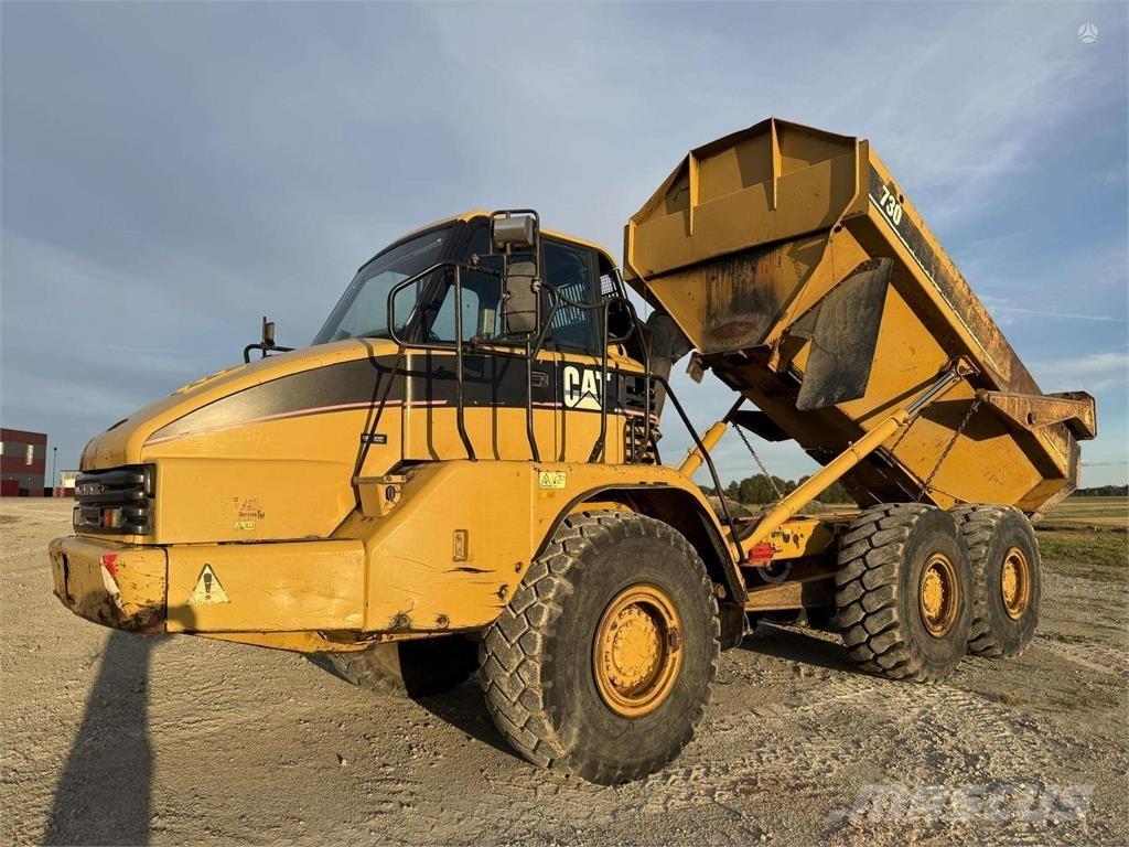 CAT 730 Csuklósdömperek