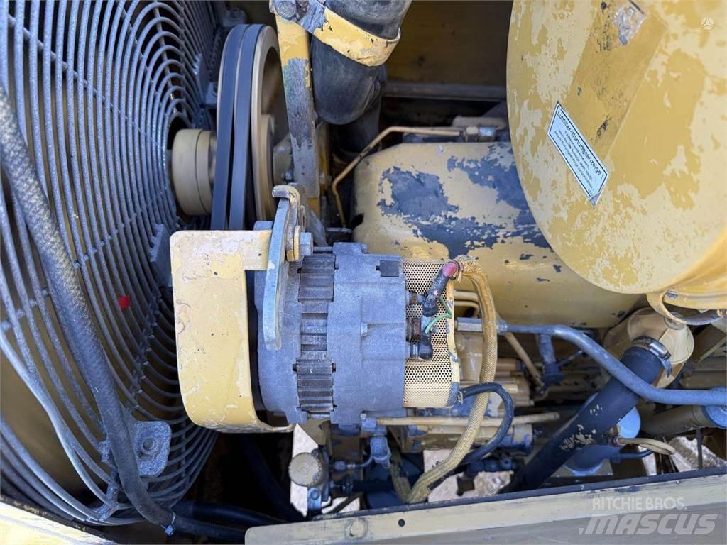 CAT D6M LGP lánctalpas dózerek