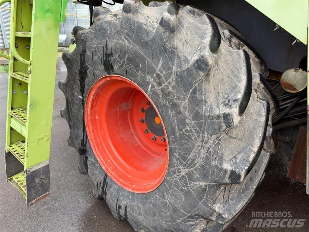 CLAAS LEXION 480 Kombájnok
