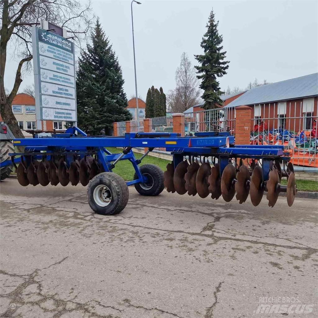 Dal-Bo AXL 44 Nehéz boronák