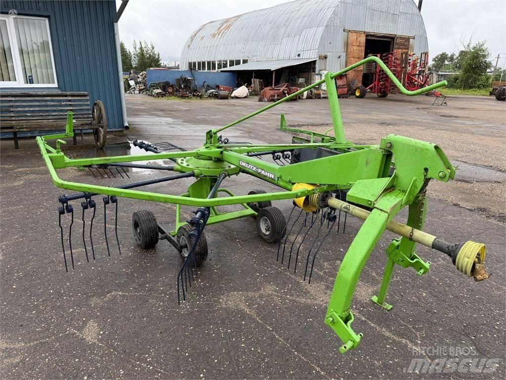 Deutz-Fahr 300 Takarmánykeverők